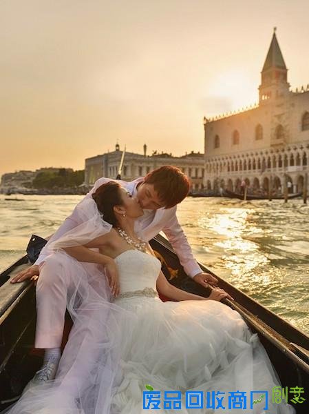 快让摄影师给你们拍这样的欧式婚纱照!