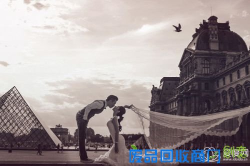 快让摄影师给你们拍这样的欧式婚纱照!