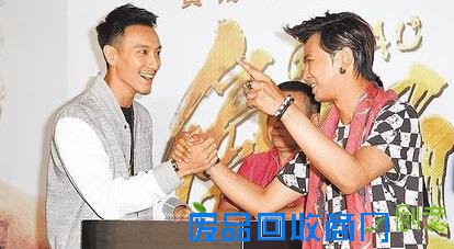 王阳明最快年底办婚礼 谈拍婚纱照：开心就好