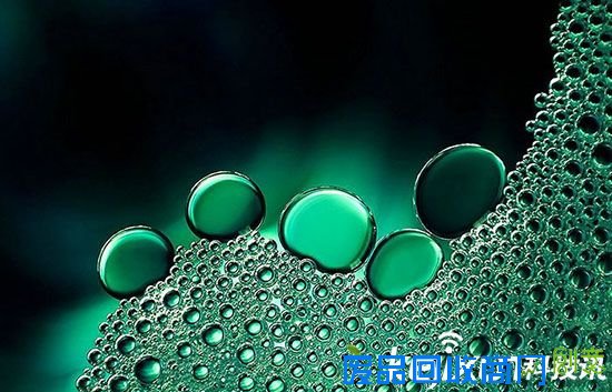 组图：摄影师拍摄水滴微距拍摄 呈现震撼美