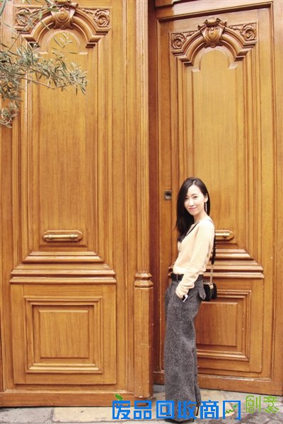 黎贝卡:异想世界的“买神”(图)-文化名人-人物频道-中工网