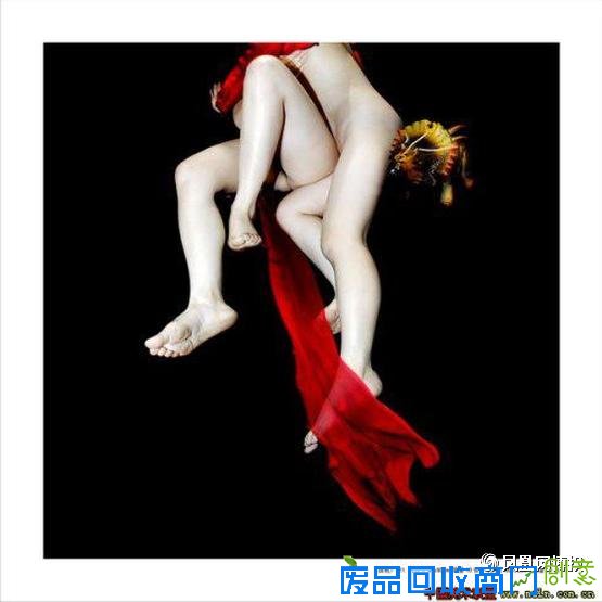 田太权摄影里的无头女体