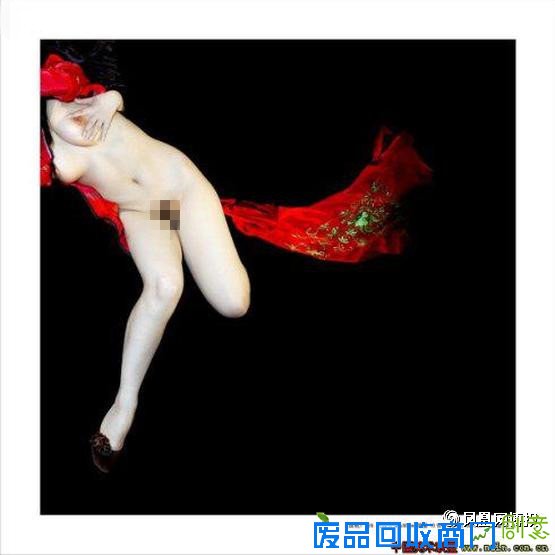 田太权摄影里的无头女体