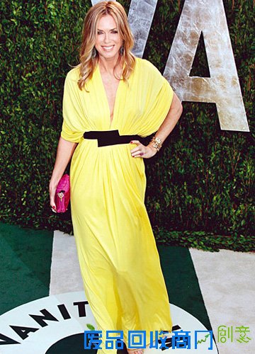 高调的浪漫宣言 浓情绚丽色彩婚纱设计