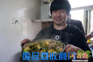 郑州大学生创业奇招:DIY厨房寻找家的味道