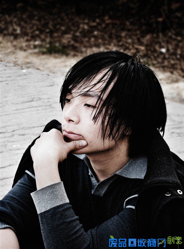 好,没了.   纵横动漫:首先和大家简单的介绍下《驭丹》这部漫