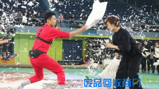 鲜肉大叔外加世界足球巨星！一大波汉子正在靠近