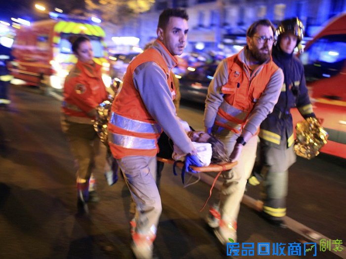 【图集】巴黎:突如其来的悲伤