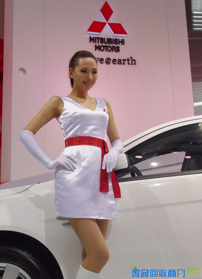三菱汽车模特-美女画报-人气美女-汽车生活-奥拉