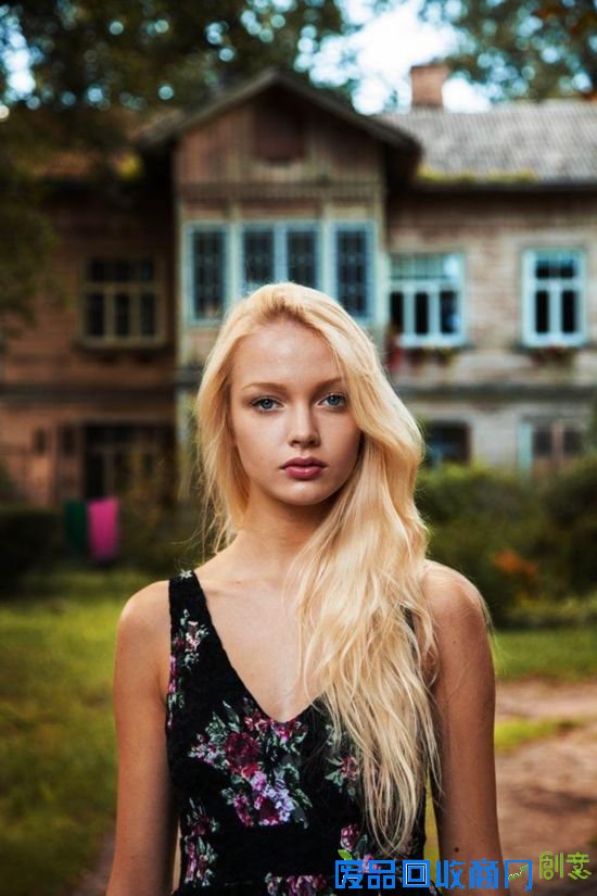 女摄影师穷游37国拍“美女地图” 哪国风情是你的爱?