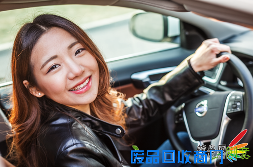 拍车达人第三招 不可不知的环境人像拍摄技法