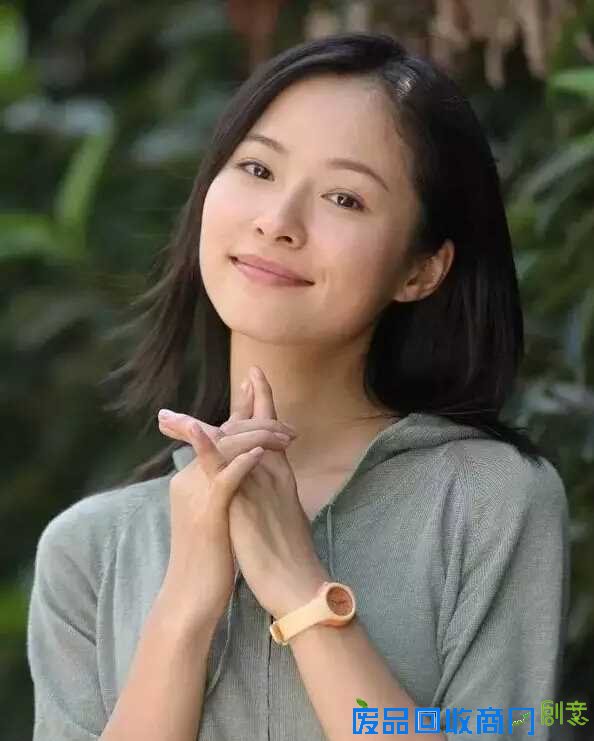 演艺界最美女摄影师：江一燕