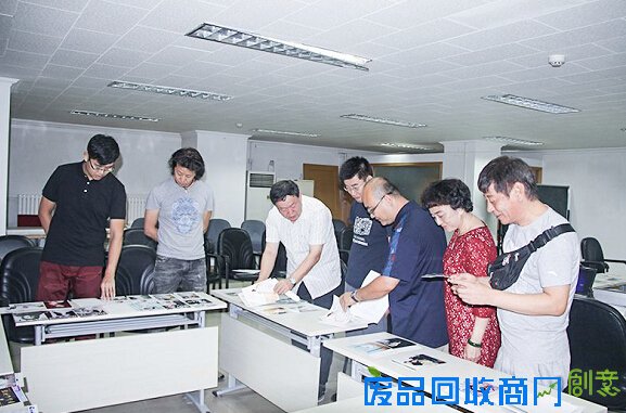 外景地美姿造型摄影、数码封面人物设计竞赛项目成功举行