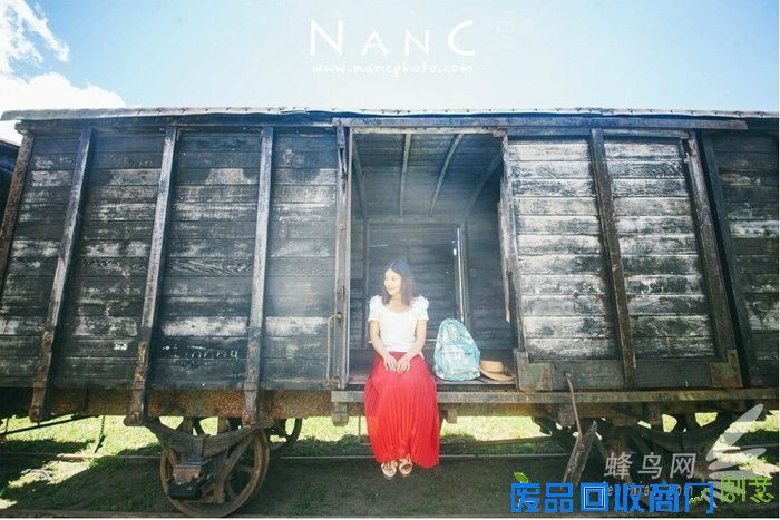 旅行中，怎样给自己拍大片