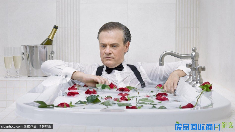 组图:摄影师唯美镜头讲述浴室里的故事 组图:摄影师唯美镜头讲述浴室里的故事