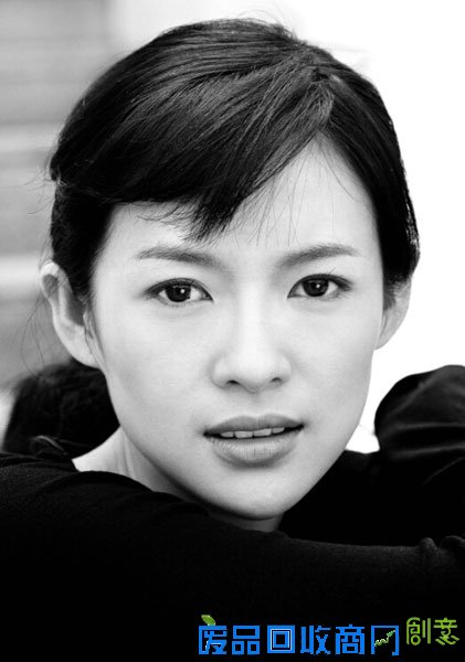 中国著名电影人肖像摄影作品展在北京举行