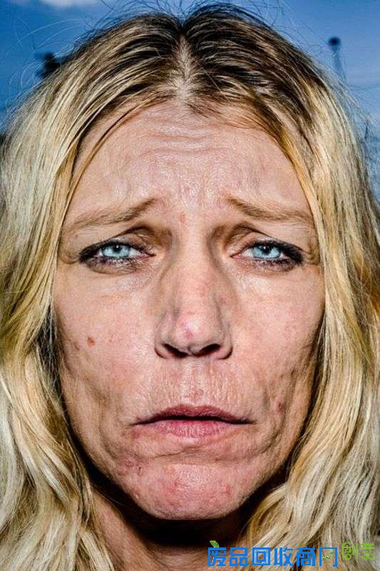 美摄影师街头拍路人肖像照引人深思（高清组图）