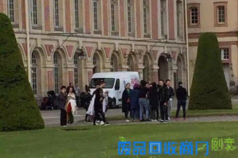 网传黄晓明10月上海大婚 Baby试婚纱照首次曝光