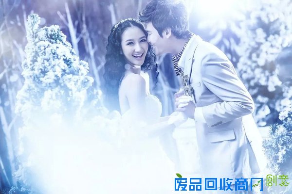 雪景婚纱照让我们与雪起舞