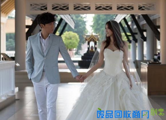 伊能静今日再婚：黄维德送祝福 前夫哈林不回应