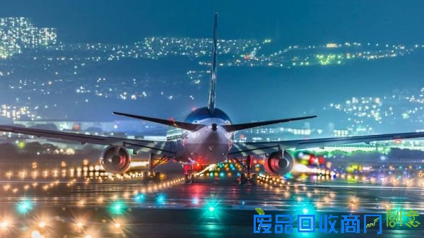 图片 美爆！摄影师拍摄大阪机场迷人光影下的飞机