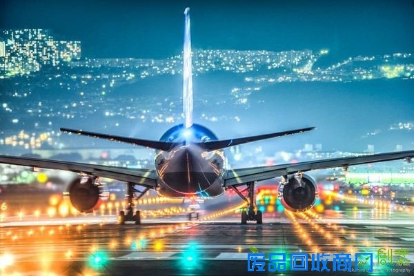 图片 美爆！摄影师拍摄大阪机场迷人光影下的飞机