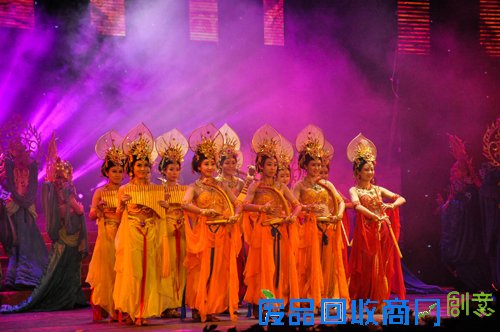 十位摄影大师昨晚获颁“镜美尊”