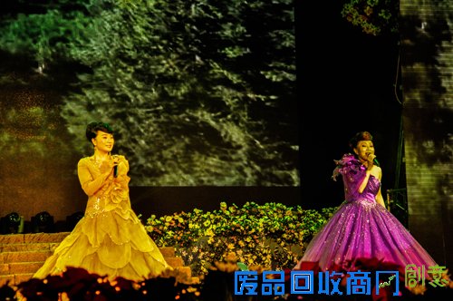 十位摄影大师昨晚获颁“镜美尊”