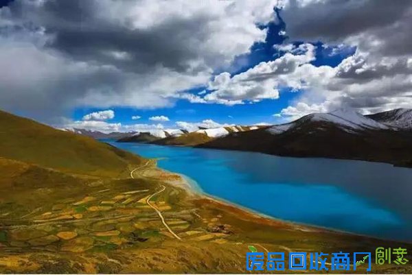 西藏的秋天究竟有多美？把摄影师都逼疯了！