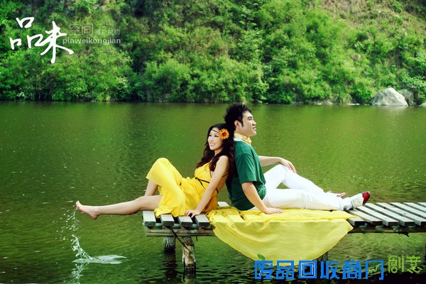 北京婚纱摄影；四季婚纱照色彩搭配