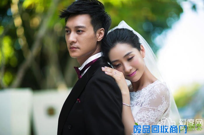 “安小主”陶昕然唯美婚纱照曝光 蓝天碧海恩爱羡煞旁人！