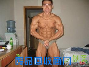 性感男人人体艺术摄影3图片-资讯热点-帮5买 臀部疼痛是什么原因:性感人体艺术摄影 光线暧昧用色大胆图片