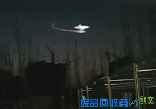 中国西部出现不明飞行物