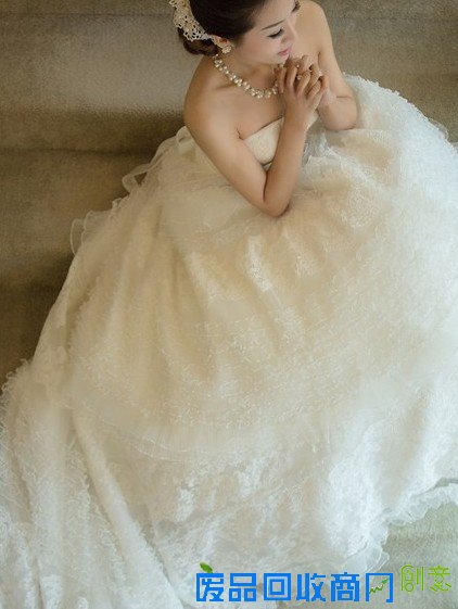 济南婚纱定制店为马航事件祈福 32.jpg 