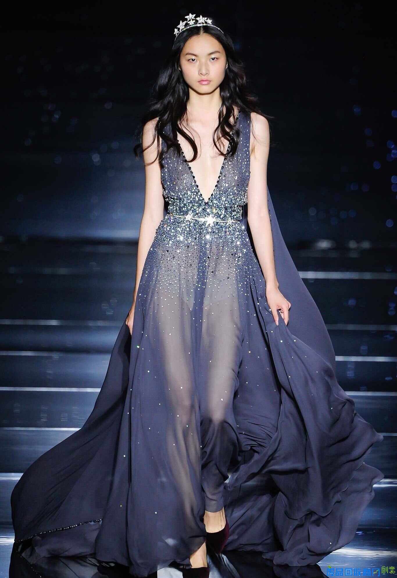 济南婚纱定制 爱上星空系晚礼服 舜网 qq图片