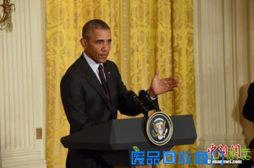 奥巴马野外求生真人秀吞下三文鱼(10)