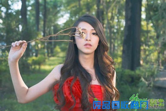 白皙模特半裸婚纱照美到窒息 真相大跌眼镜 白皙模特半裸婚纱照美到窒息 真相大跌眼镜