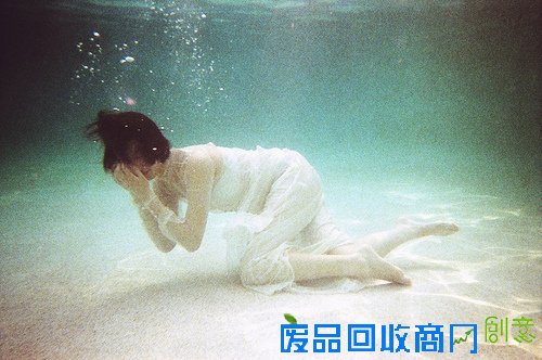 个性图片水中世界意境图片唯美写真图集水下摄影