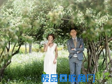 婚纱照风格中的室外婚纱照十分重要