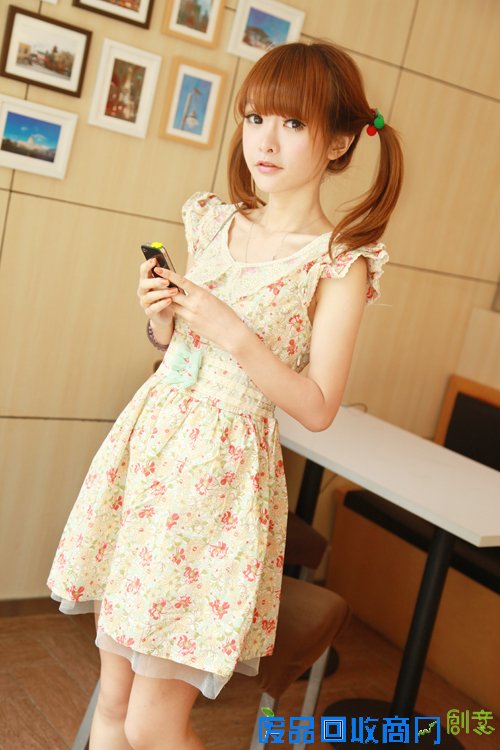 清纯小可爱的女生混搭 