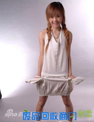 05超女王贝精彩写真 可爱的小女生 