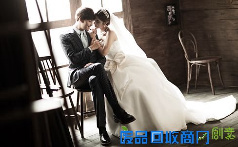 ‘’主要看气质love‘’来自郑州拍时尚婚纱照摄影工作室前十排名