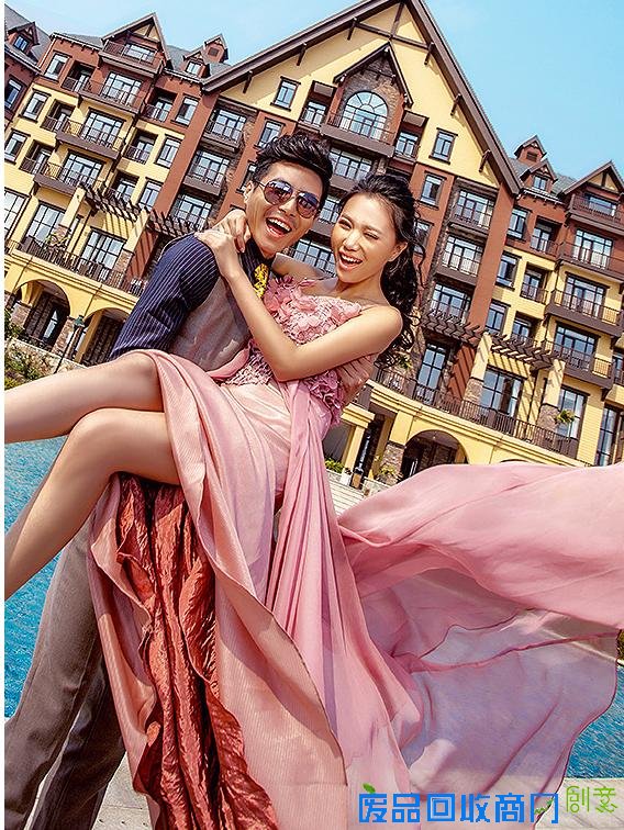 大连婚纱摄影之拍婚纱照时应佩戴什么样的戒指