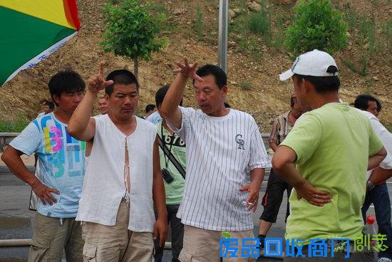 《单亲妈妈》拍摄唯美导演开辟“新眼泪时代”