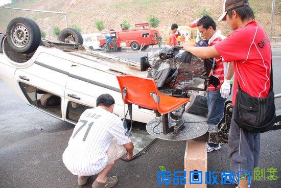 《单亲妈妈》拍摄唯美导演开辟“新眼泪时代”