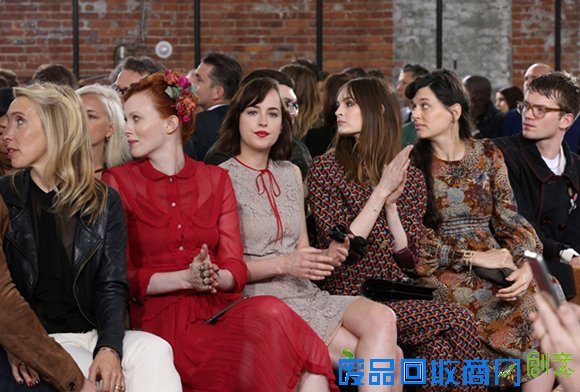 新创意总监上任后 Gucci 成了2015年潮流发起者