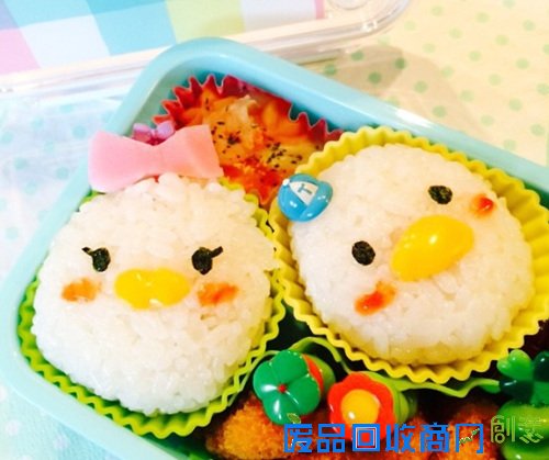 各式卡通人物造型与美食完美结合，美味又有趣。