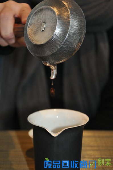 台湾创意设计师“钟维文銀壺展”将在杭州举行