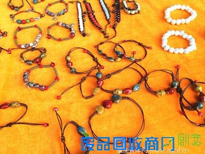 青年创意创业集市开辟创意空间圆创业梦