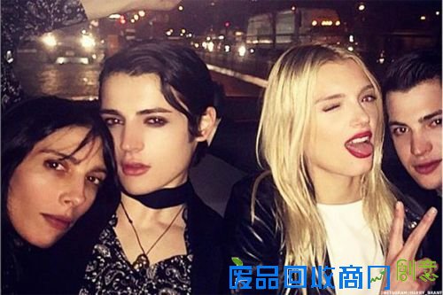 外媒把众多“富二代”被炒成明星